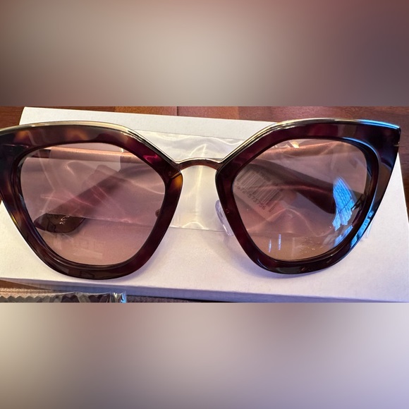 Nwt! Prada 52mm Cat Eye Sunglasses. - Picture 10 of 13